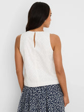 Load image into Gallery viewer, Nic+Zoe Petite Diamond Eyelet Top