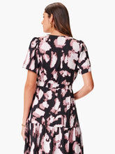 Load image into Gallery viewer, Nic+Zoe Petite Spring Shadow Dress
