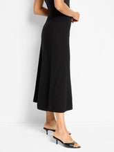 Load image into Gallery viewer, Nic+Zoe Black knit skirt
