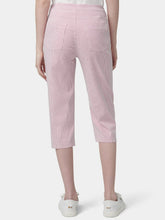 Load image into Gallery viewer, Hue Striped Capri
