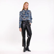 Load image into Gallery viewer, Artlove Joy Blouse
