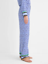 Load image into Gallery viewer, Nic+Zoe Petite Mosaic Trimmed Wide Leg Pant
