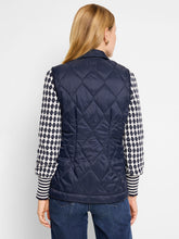 Load image into Gallery viewer, Nic+Zoe Petite Puffer Vest
