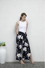 Load image into Gallery viewer, OFV Floral Pant
