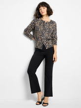Load image into Gallery viewer, Nic+Zoe Petite Stitch Print Cardigan
