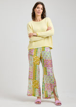 Load image into Gallery viewer, Zaket &amp; Plover Crew Neck Sweater
