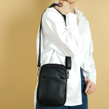 Load image into Gallery viewer, Co-Lab Park Lane Crossbody
