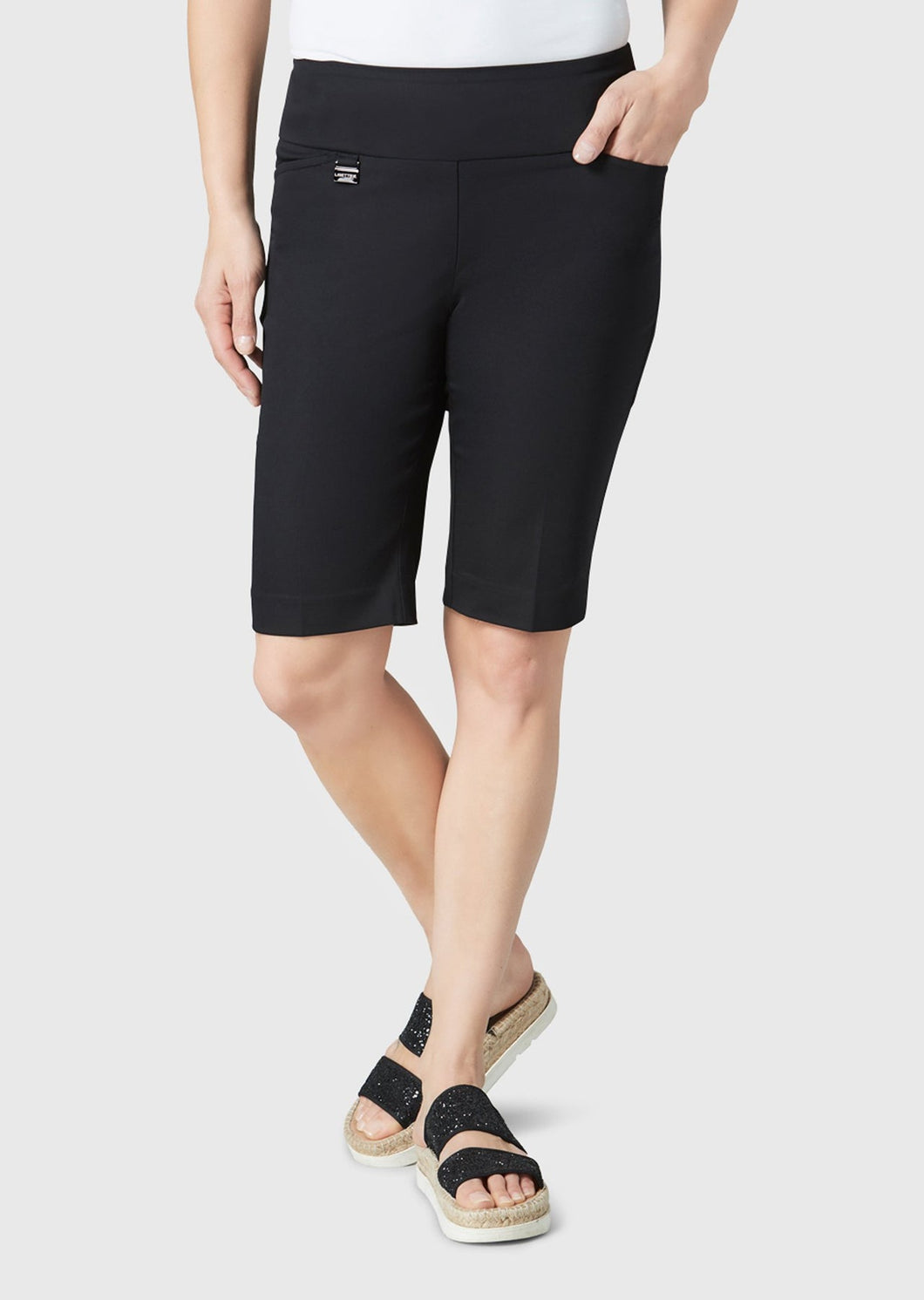 Lisette L Short