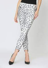 Load image into Gallery viewer, Lisette L Kampala Print Pant
